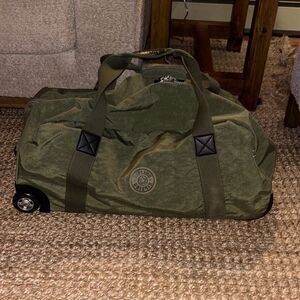 Kipling Olive 🫒 Green Roller Duffel Bag with Wheels